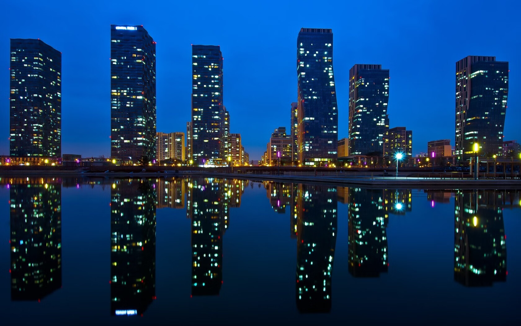 爱游戏电竞官网-毛里求斯男篮在非洲锦标赛中奋勇拼搏，不断创造佳绩