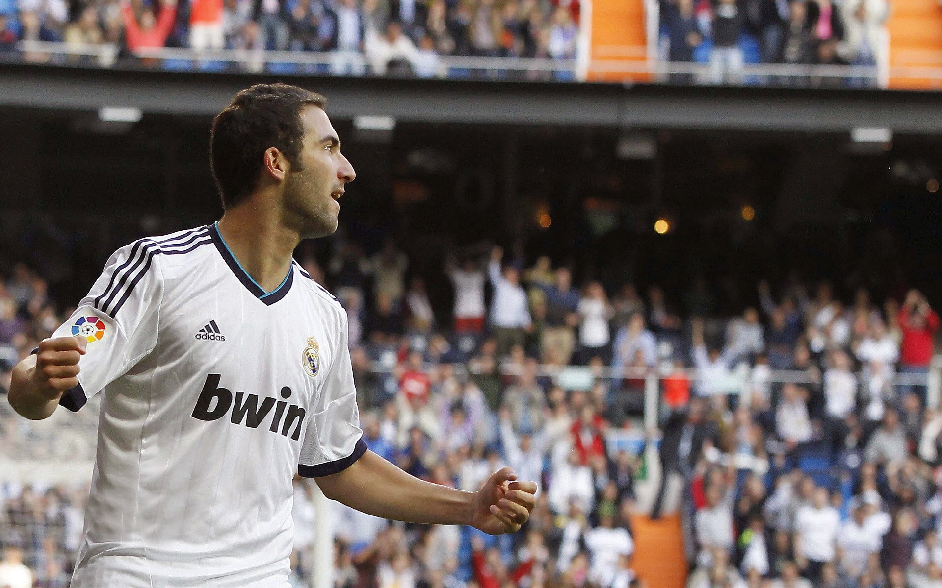 《《堡垒之夜》推出新“未来城市”季节，视觉震撼》，“堡垒之夜”